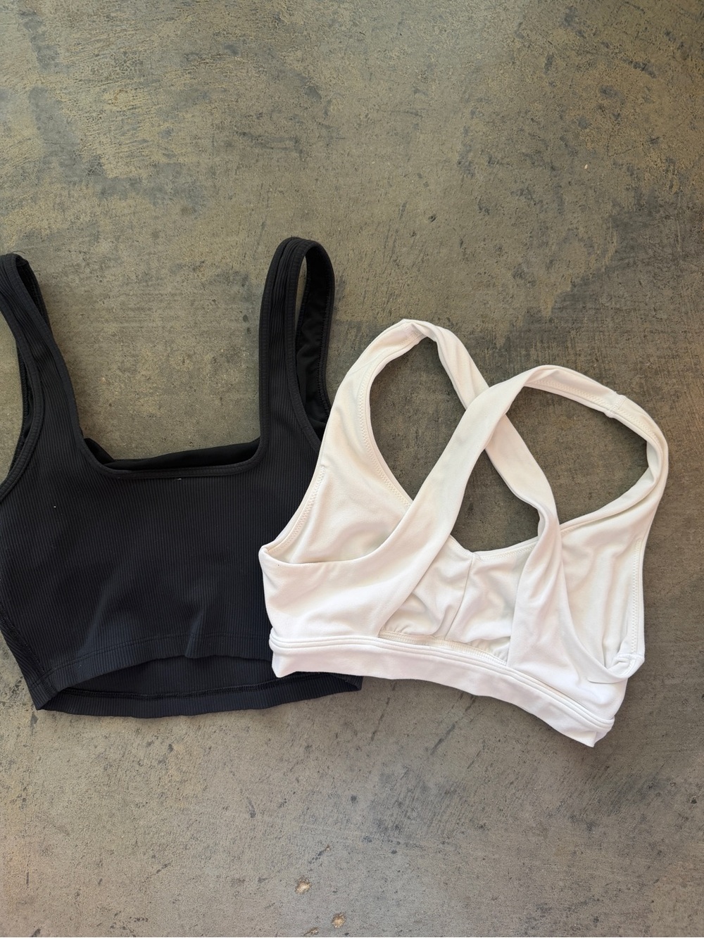 aerie White Ruched Sports Bralette size Small & aerie Black Ribbed size Medium - Picture 4 of 6